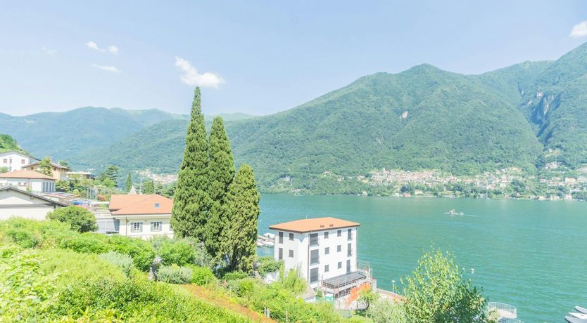 Photo of Lake Dreams