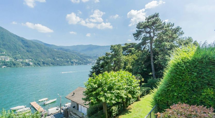 Photo of Lake Dreams