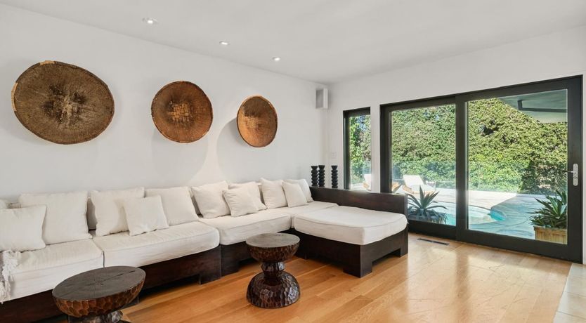 Photo of Golden Laurels