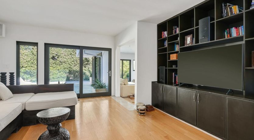 Photo of Golden Laurels