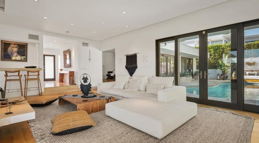 Photo of Golden Laurels