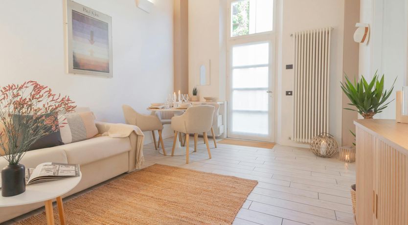 Photo of Lake Como Elegance