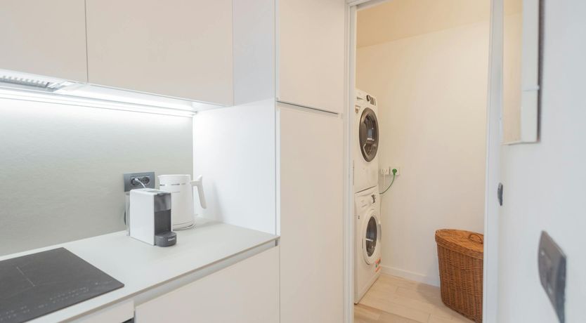 Photo of Lake Como Elegance