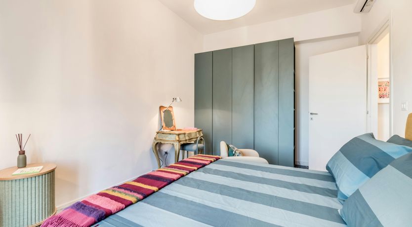 Photo of Arancione Vivido