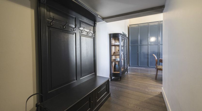 Photo of Renaissance Repose