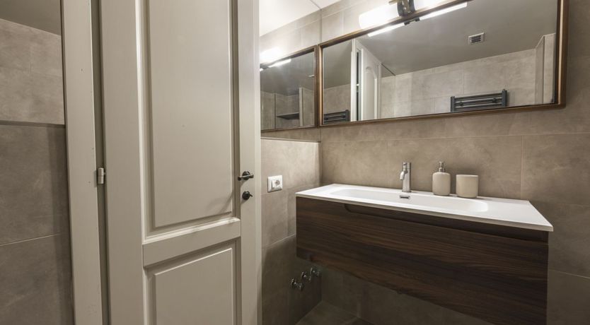 Photo of Renaissance Repose