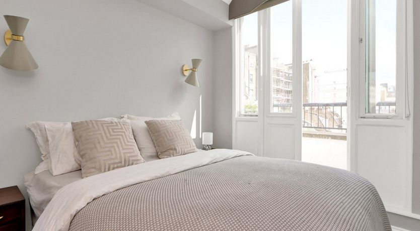 Photo of The Kensington Crown