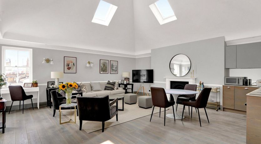 Photo of The Kensington Crown