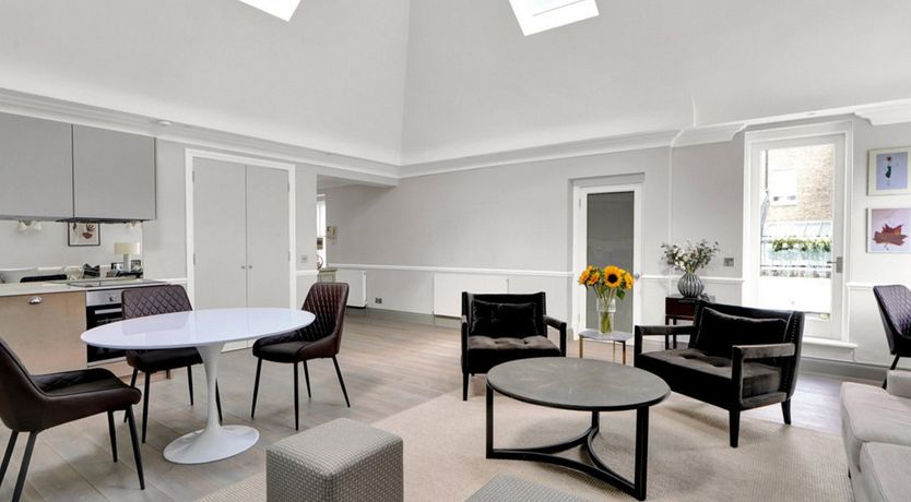 Photo of The Kensington Crown