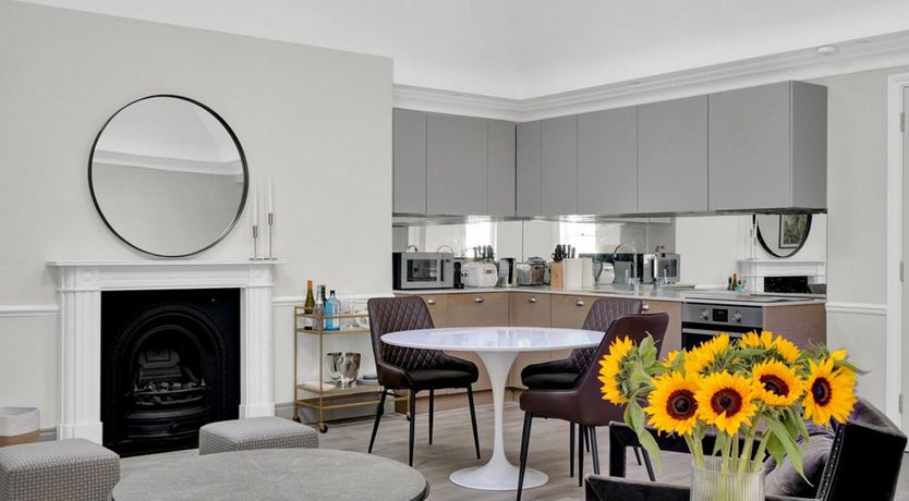 Photo of The Kensington Crown