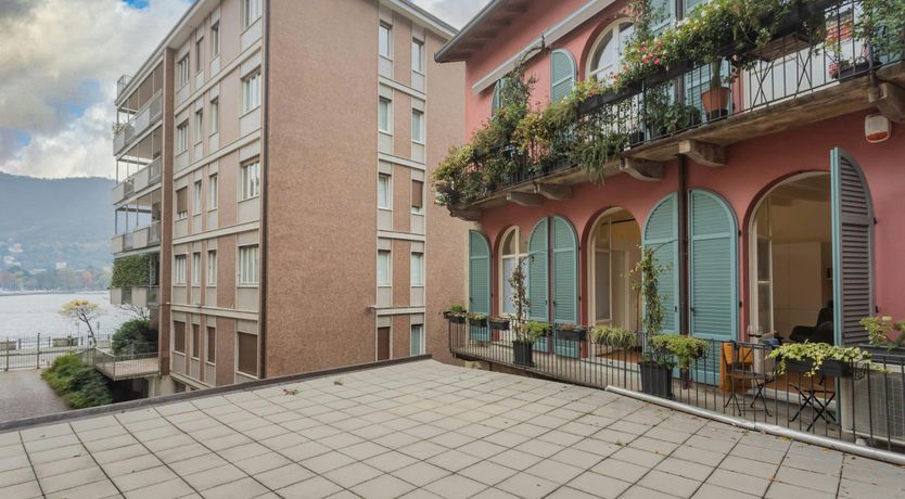 Photo of Lake & City View