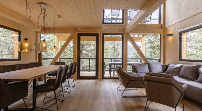 Photo of Superior #17 mit Sauna & Hot Tub Holiday Home 25