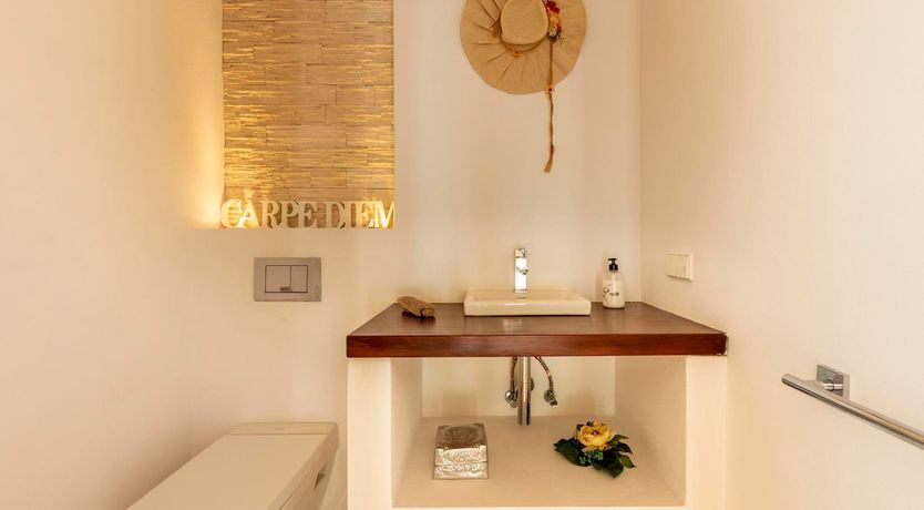 Photo of Bougainvillea Heaven