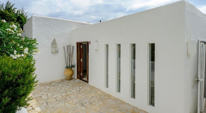 Photo of Bougainvillea Heaven