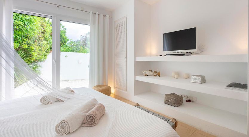 Photo of Bougainvillea Heaven