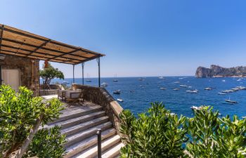 Limoncello Bliss Holiday Home