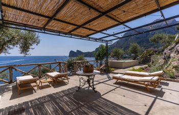 Limoncello Bliss Holiday Home