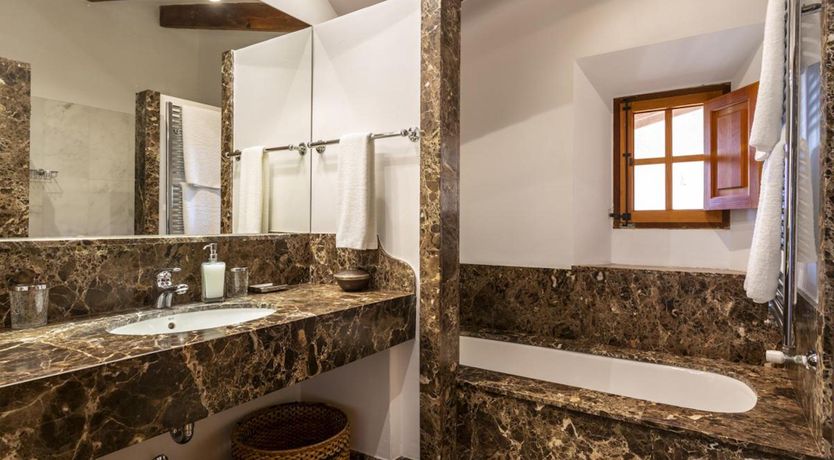 Photo of Antique Glory