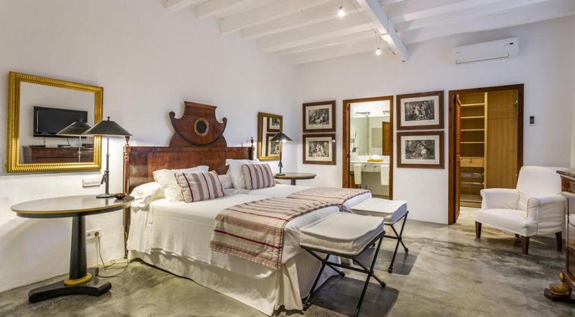 Photo of Antique Glory