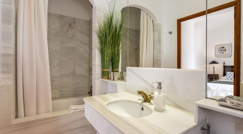 Photo of Antique Glory