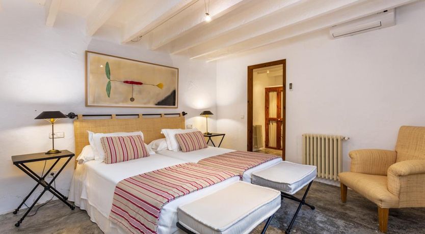 Photo of Antique Glory