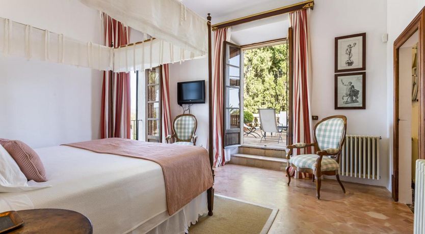 Photo of Antique Glory