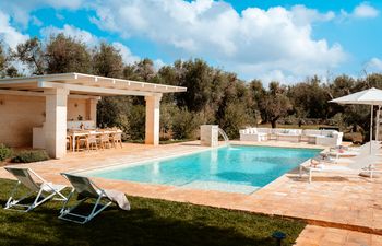 Olive & Rosemary Holiday Home