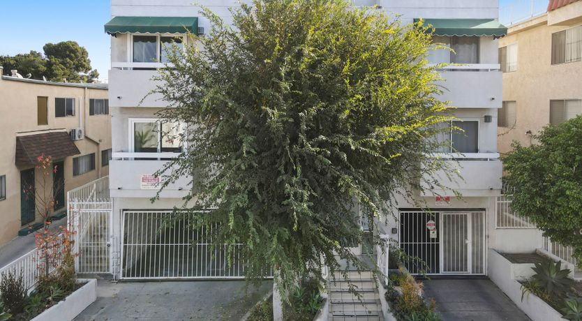 Photo of Mid City Chic