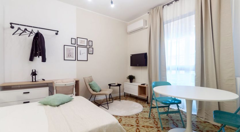 Photo of Milanese Style