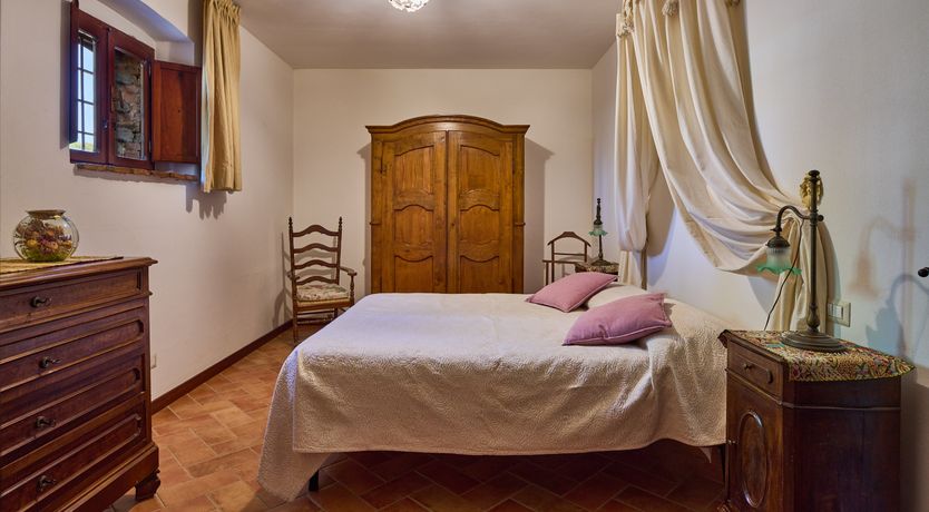 Photo of A Golden Crown