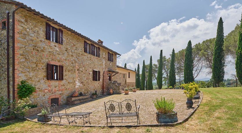 Photo of A Golden Crown