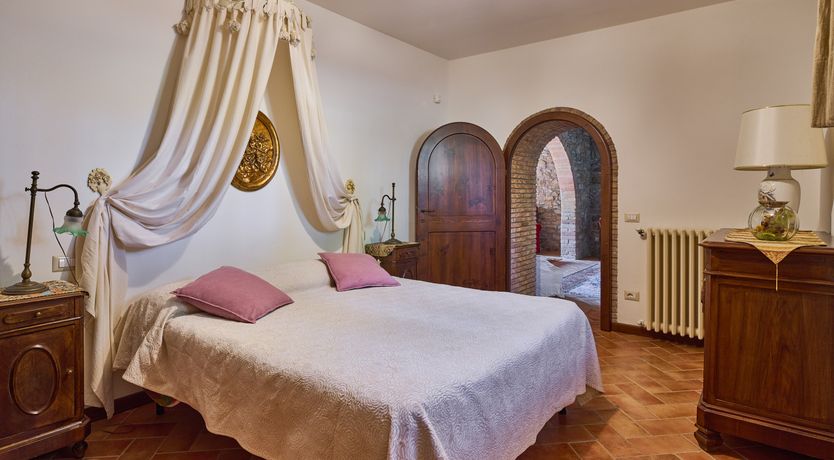 Photo of A Golden Crown