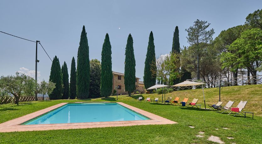 Photo of A Golden Crown