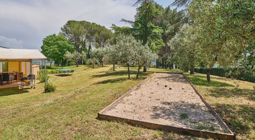 Photo of A Golden Crown