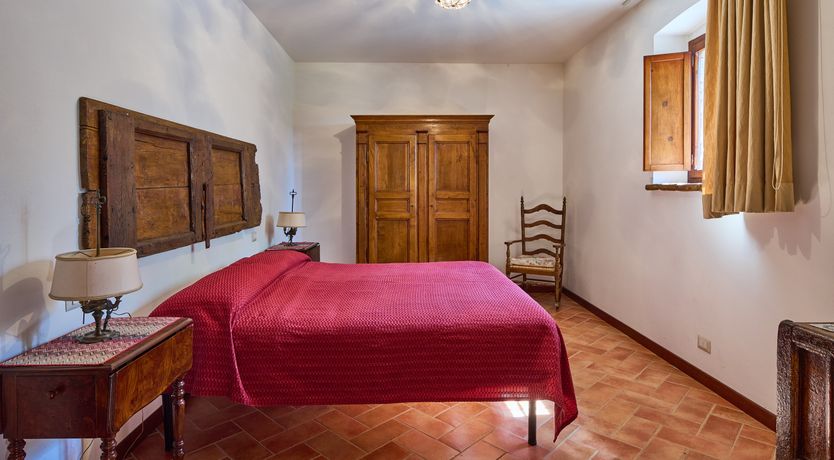 Photo of A Golden Crown