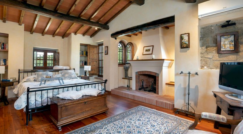 Photo of Vineyards & Stone