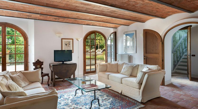 Photo of Vineyards & Stone