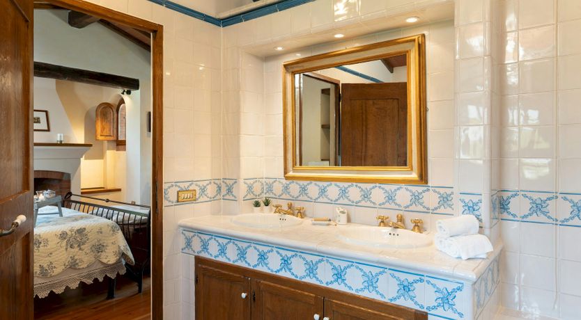 Photo of Vineyards & Stone