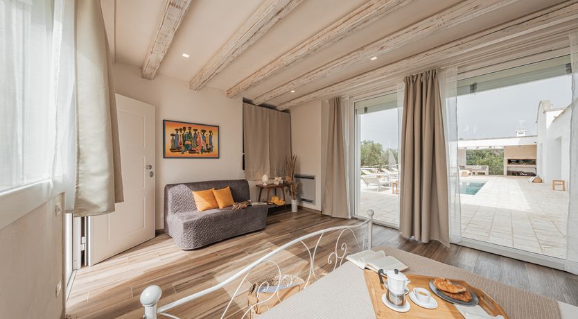 Photo of Taupe & Trullo