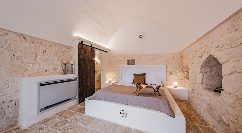 Photo of Taupe & Trullo