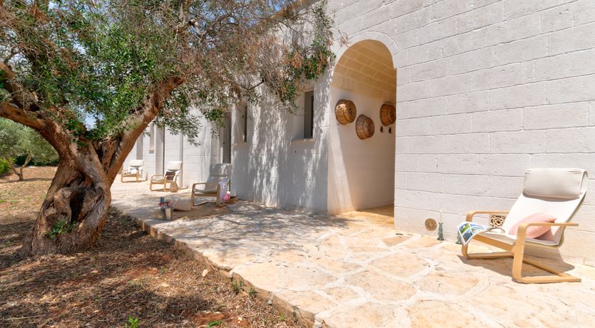 Photo of Taupe & Trullo