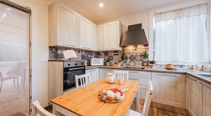 Photo of Taupe & Trullo