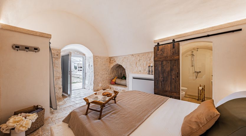 Photo of Taupe & Trullo