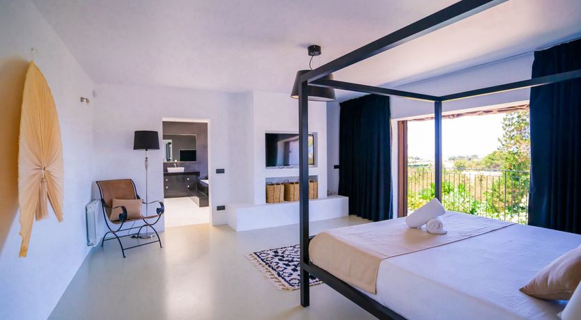 Photo of Blue Water Bliss