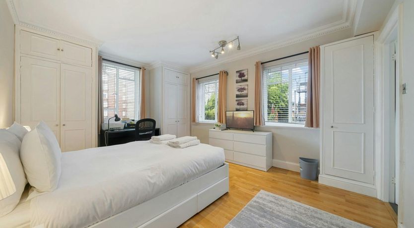 Photo of Kensington Kinship