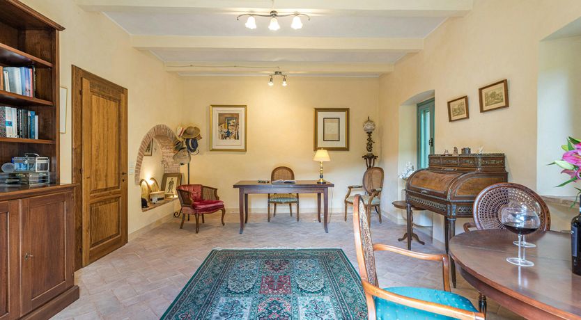 Photo of Tuscan Sunflower