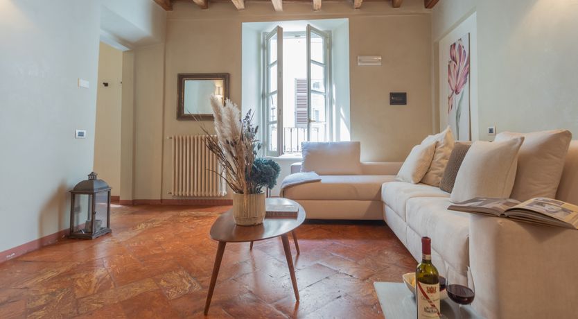 Photo of Como Delights