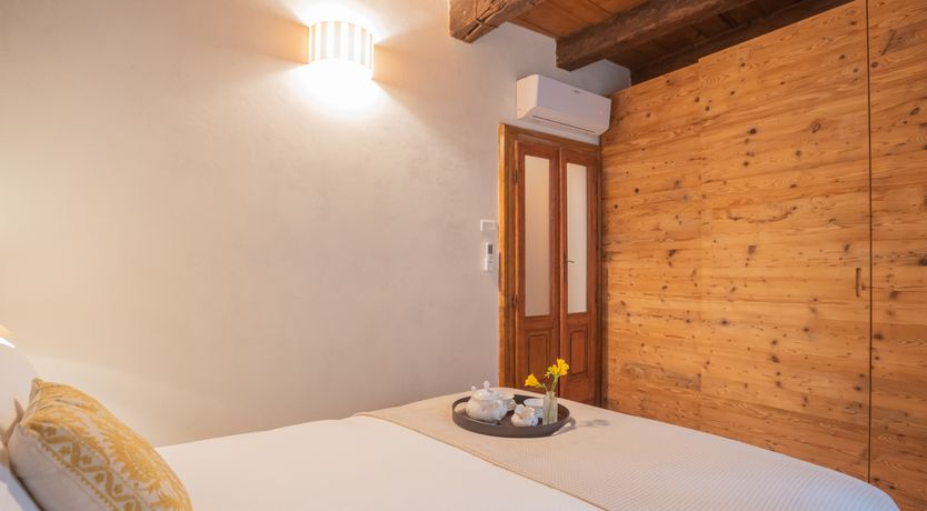 Photo of Como Delights