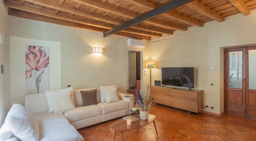 Photo of Como Delights