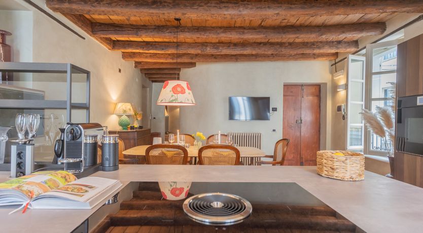 Photo of Como Delights